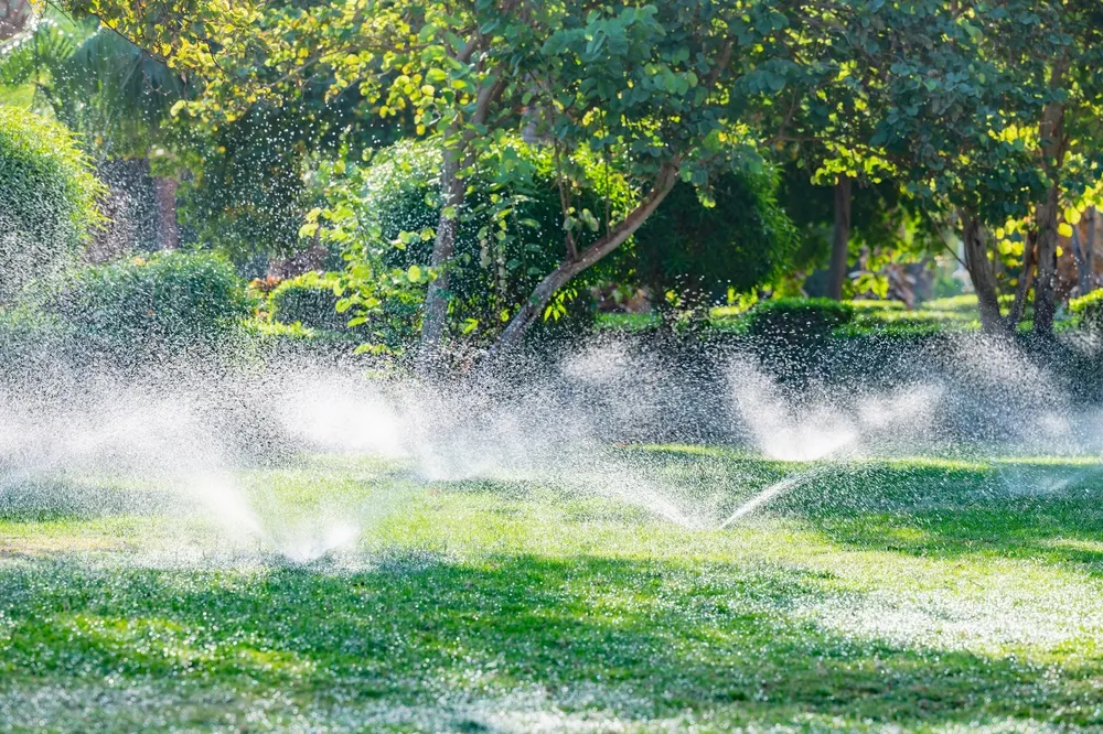 Center pivot irrigation gearbox application on golf courses and turf